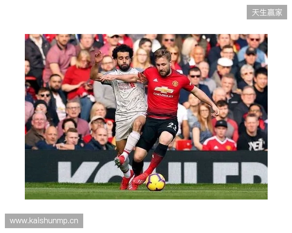 利物浦客战森林:萨拉赫、加克波、埃基蒂克首发,维尔茨出战 利物浦客战森林:萨拉赫、加克波、埃基蒂克首发,维尔茨出战